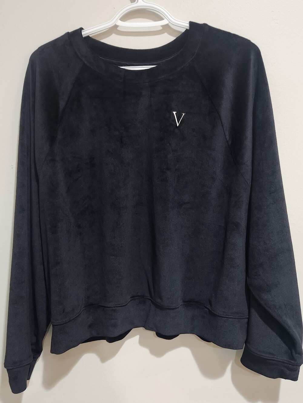 Victoria's Secret Black Velour Pullover Sweatshirt Size XL